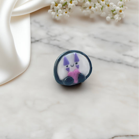 No-Face Pin